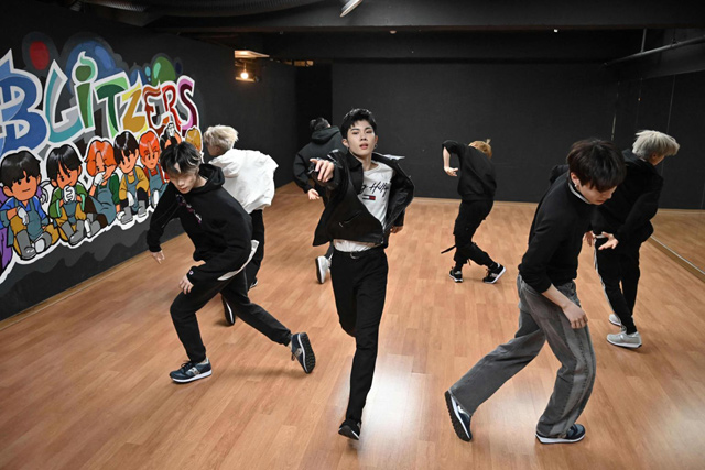 Members of the K-pop band Blitzers performing during their dance practice session at a rehearsal studio in Seoul, on April 29 (AFP photo)