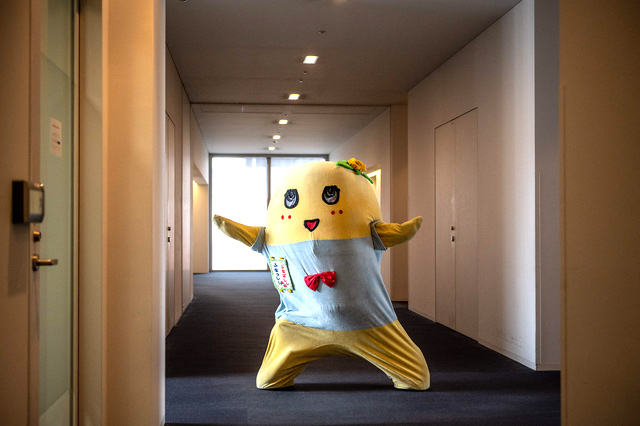 Funassyi, an unofficial mascot representing the city of Funabashi, Chiba prefecture, performs after an interview with AFP in Tokyo, on July 14 (AFP photo by Philip Fong)