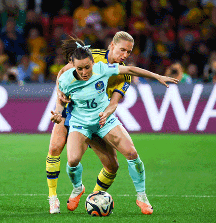 Australia’s Hayley Raso (front) and Sweden’s Jonna Andersson vie for the ball during their Australia and New Zealand 2023 Women’s World Cup 3rd place match in Brisbane on Saturday (AFP photo by Patrick Hamilton)