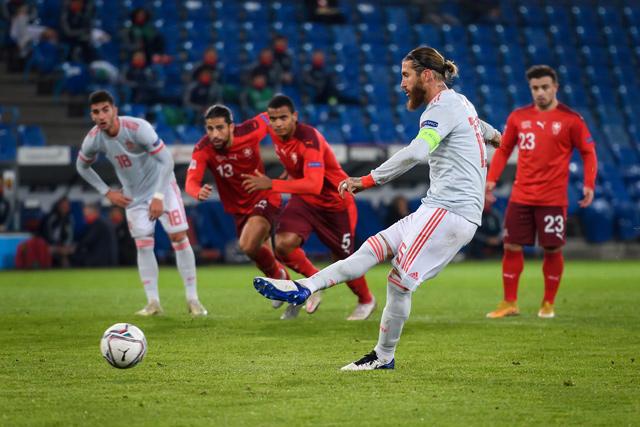 Spain’s defender Sergio Ramos shoots from the penalty spot but fails to score against Switzerland during UEFA Nations League match in Basel on Saturday  (AFP photo by Fabrice Coffrini)