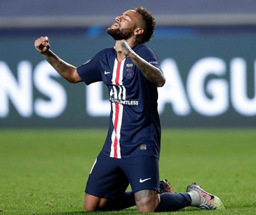 Neymar is one step closer to leading PSG to Champions League glory  (AFP photo)
