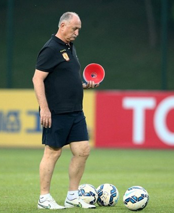 Guangzhou Evergrande coach Luiz Felipe Scolari (AFP photo)
