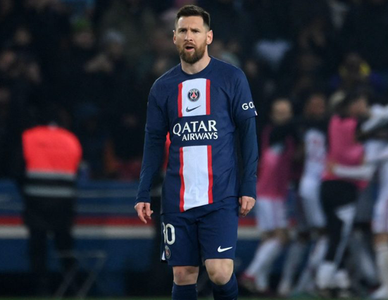 Lionel Messi was jeered during PSG’s defeat to Lyon in Ligue 1 on Sunday (AFP photo)