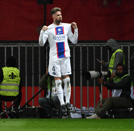 Paris Saint-Germain’s Spanish defender Sergio Ramos celebrates after scoring a goal against Nice during their French L1 match in Nice on Saturday (AFP photo by Christophe Simon)