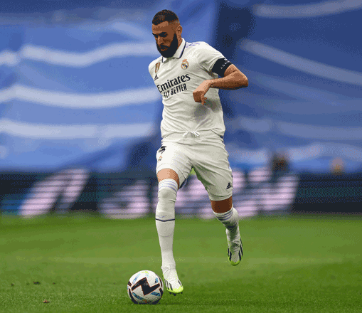 Real Madrid’s French forward Karim Benzema controls the ball against Athletic Club Bilbao during their Spanish league match in Madrid on Sunday  (AFP photo by Pierre-Philippe Marcou)