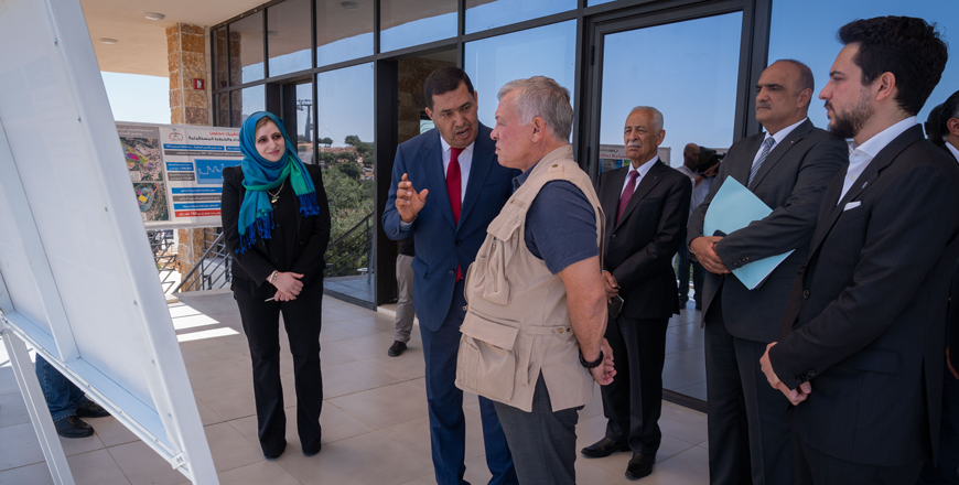 His Majesty King Abdullah, accompanied by HRH Crown Prince Hussein, during a visit to Ajloun’s cable car station on Tuesday (Photos courtesy of Royal Court)