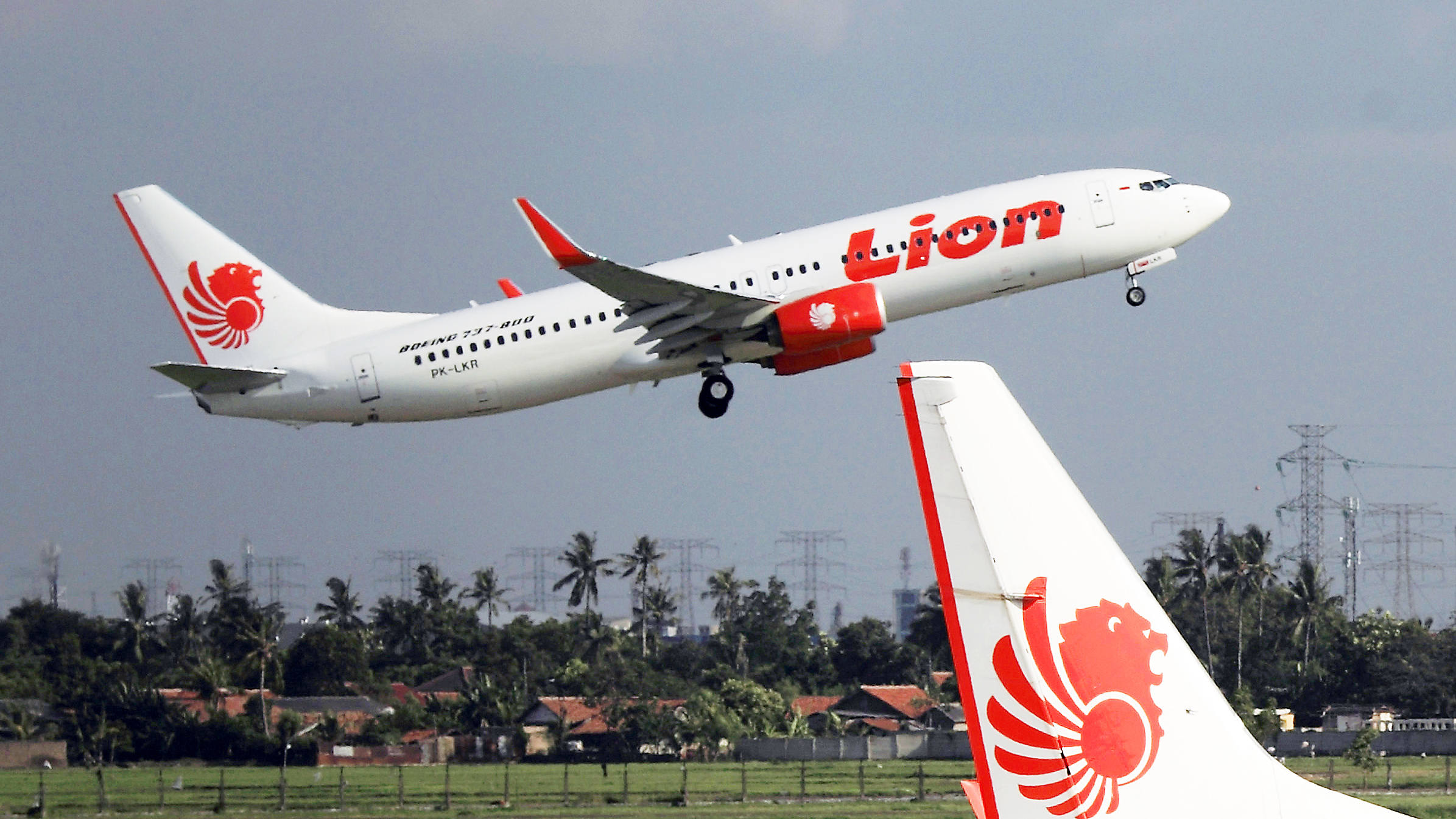 A Lion Air airliner takes off from Jakarta (Reuters photo)