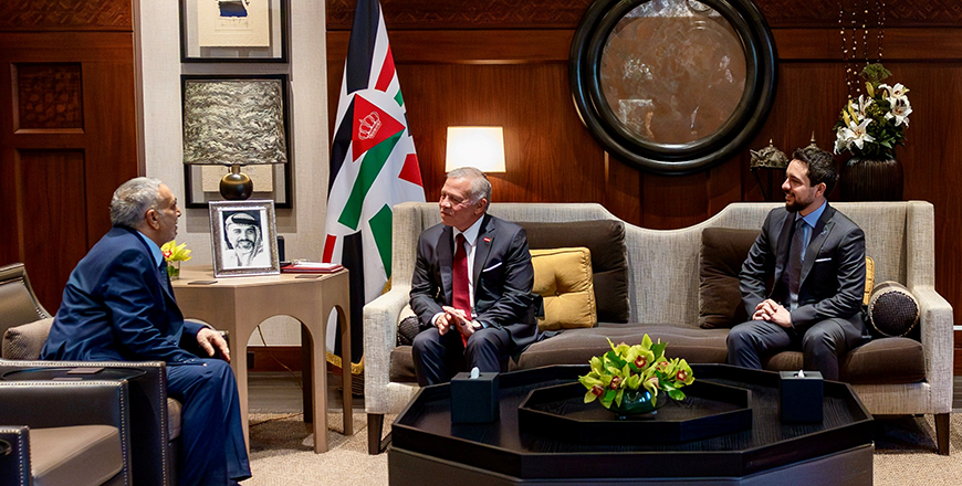 His Majesty King Abdullah, accompanied by HRH Crown Prince Hussein, receives on Tuesday Iraqi Parliament Speaker Mahmoud Al Mashhadani (Photo courtesy of Royal Court)