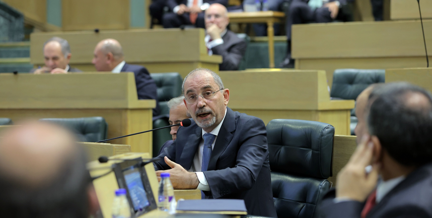 Deputy Prime Minister and Foreign Minister Ayman Safadi addresses lawmakers during Monday's Lower House session, where he underlines that the two-state solution is the only viable path to achieving regional stability and security (Petra photo)