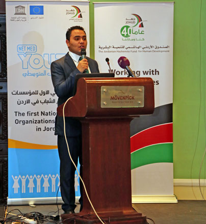 JOHUD Deputy Director Mohammad Al Amoush speaks at a gathering of the first National Youth Organisations Coalition in the Dead Sea area (Photo courtesy of UNESCO Amman Office)