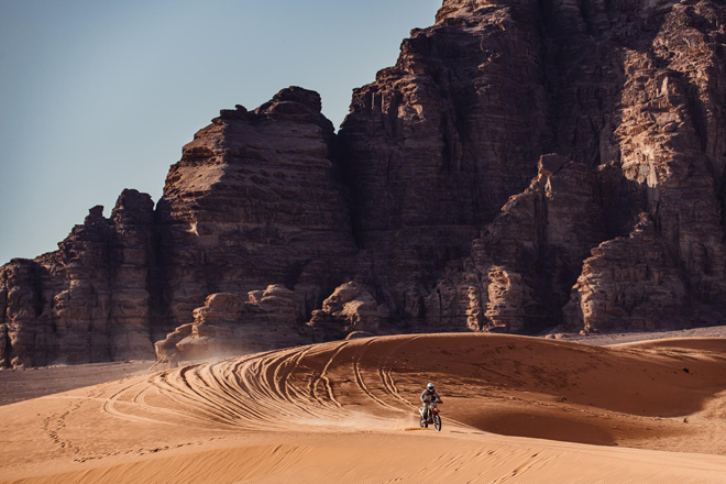 Competitors will pass stunning terrain in southern Jordan this weekend (Photo courtesy of Jordan Baja Media Service)
