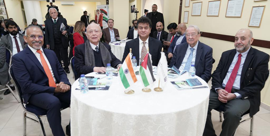 Jordan Businessmen Association President Hamdi Al Tabaa, India’s Ambassador to Jordan Anwar Haleem and guests during a business seminar in Amman on Wednesday (Photo courtesy of Indian embassy)