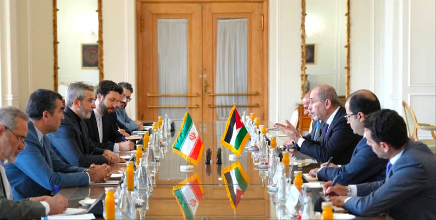 Deputy Prime Minister and Foreign Minister Ayman Safadi on Sunday holds extensive talks with Acting Minister of Foreign Affairs of Iran Ali Bagheri Kani (Photo courtesy of Foreign Ministry)