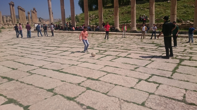Thursday saw numerous school students ‘roaming’ the ancient city of Jerash, 45km north of Amman, making it resemble a ‘playground’, according to witnesses (Photo by Ahmad Bani Mustafa)