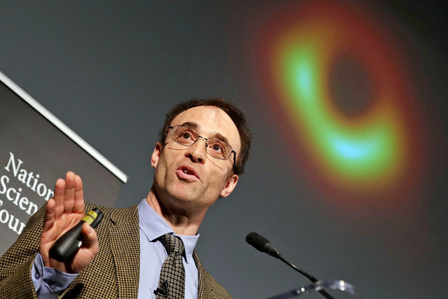 Event Horizon Telescope Director Sheperd Doeleman reveals the first photograph of a black hole during a news conference, in Washington, DC, on Wednesday  (AFP photo)