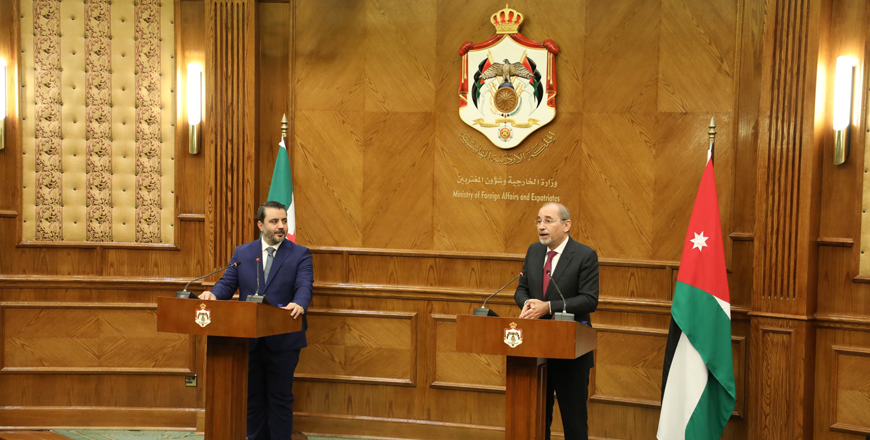 Deputy Prime Minister and Foreign Minister Ayman Safadi holds a joint press conference in Amman with Syria's newly appointed Foreign Minister Asaad Hassan Al Shibani (Petra photo)