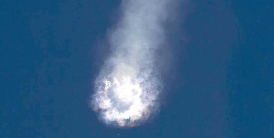 SpaceX’s Falcon 9 rocket breaks apart on Sunday (Photo courtesy of wordpress.com)