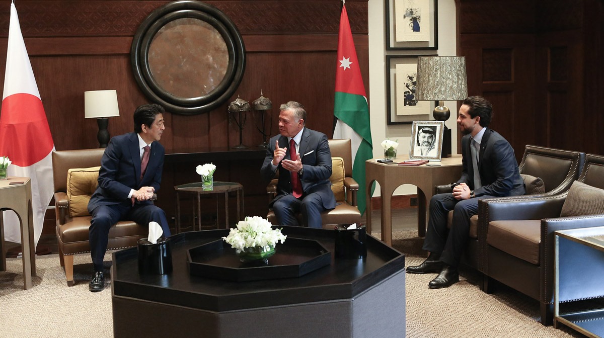 His Majesty King Abdullah holds a meeting with Japanese Prime Minister Shinzo Abe, attended by HRH Crown Prince Hussein, in Amman on Tuesday (Photo courtesy of Royal Court)