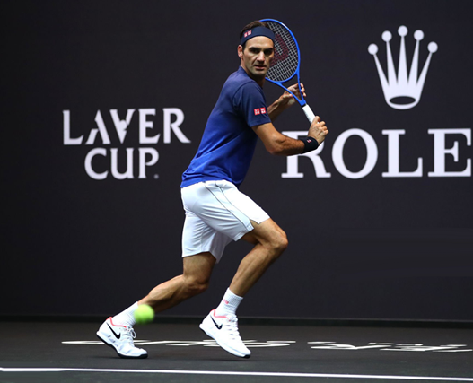 Swiss tennis player Roger Federer trains for the Laver Cup (AFP photo by Clive Brunskill)