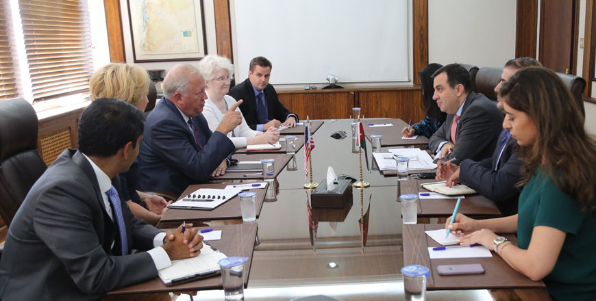 Planning and International Cooperation Minister Imad Fakhoury holds talks with US Under Secretary of State for Political Affairs Thomas A. Shannon Jr. in Amman on Wednesday (Photo courtesy of Ministry of Planning and International Cooperation)
