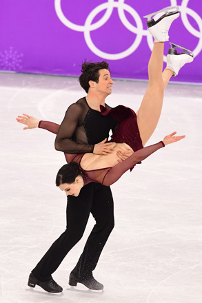 Canada’s Tessa Virtue and Scott Moir compete in the ice dance free dance of the figure skating event during the Pyeongchang 2018 Winter Olympic Games in Gangneung on Tuesday (AFP photo by Roberto Schmidt)